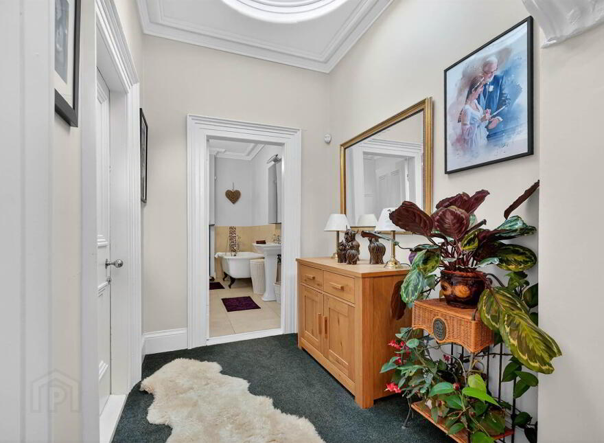 86 Church Road, Holywood, BT18 9BX