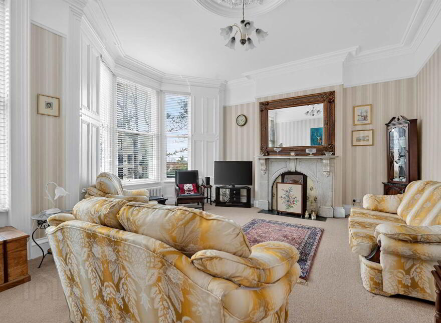 86 Church Road, Holywood, BT18 9BX