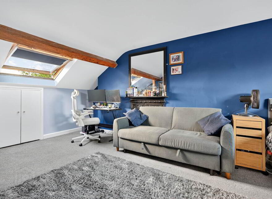 86 Church Road, Holywood, BT18 9BX
