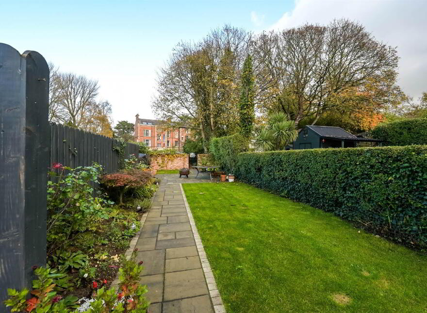 86 Church Road, Holywood, BT18 9BX