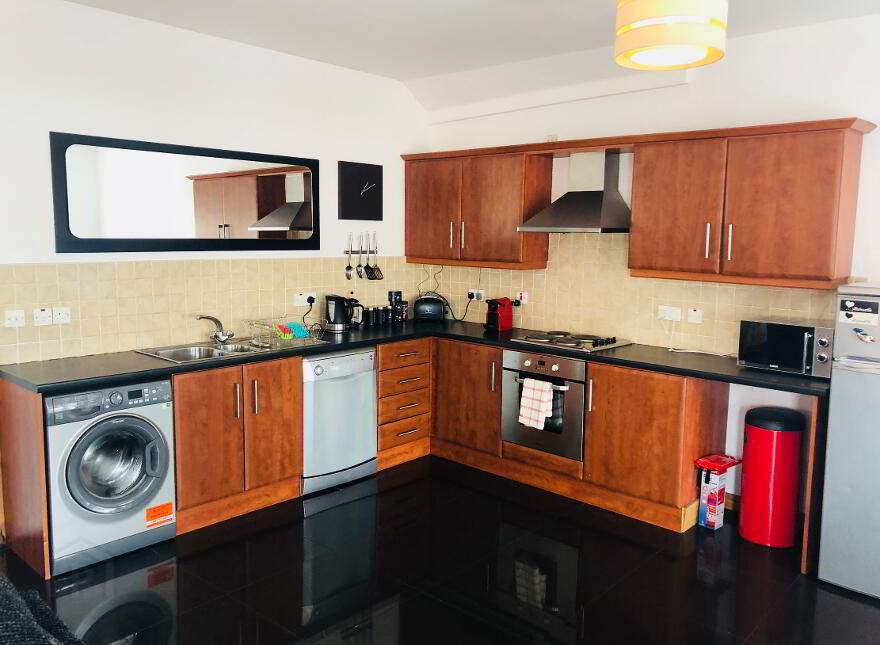 9 Month Student Let, 58A Main Street, Portrush, BT56 8BL