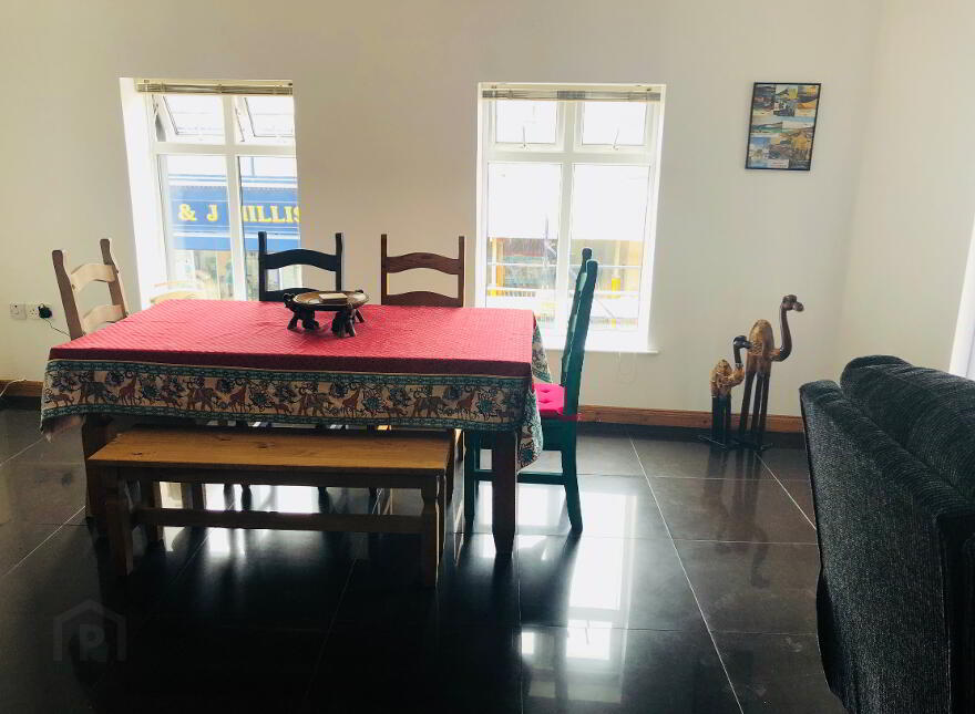 9 Month Student Let, 58A Main Street, Portrush, BT56 8BL
