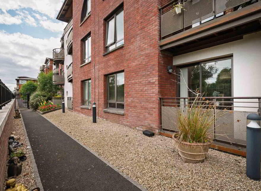 Apt 3, Stranmillis Wharf, Stranmillis, Belfast, BT9 5GN