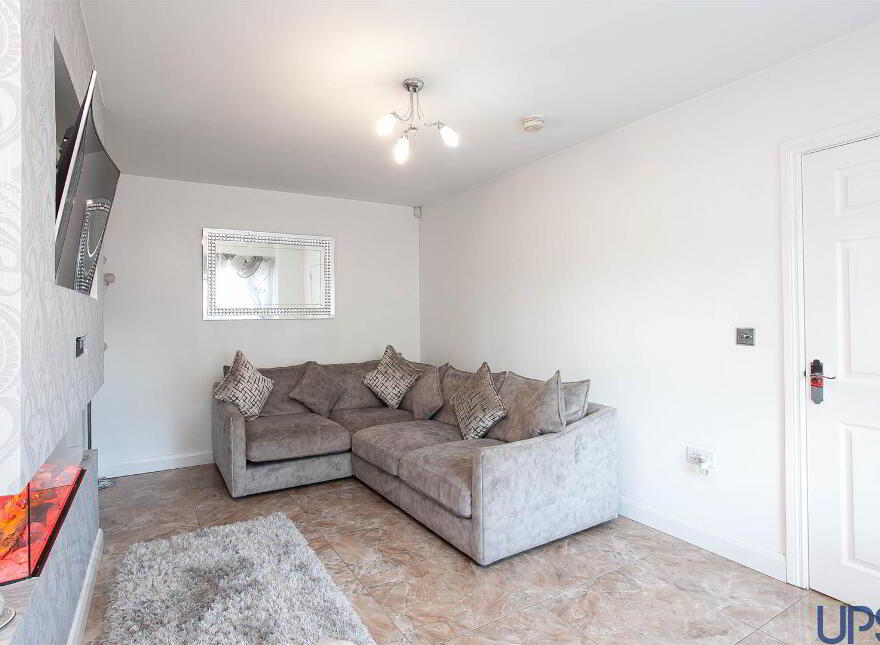 3 Mayfield Close, Blacks Road, Belfast, BT10 0QS