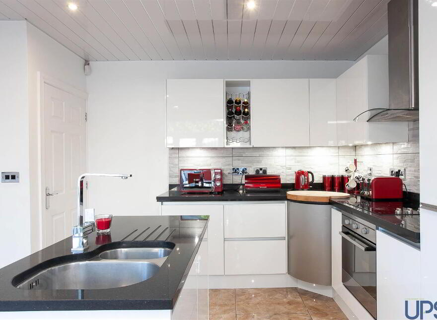 3 Mayfield Close, Blacks Road, Belfast, BT10 0QS
