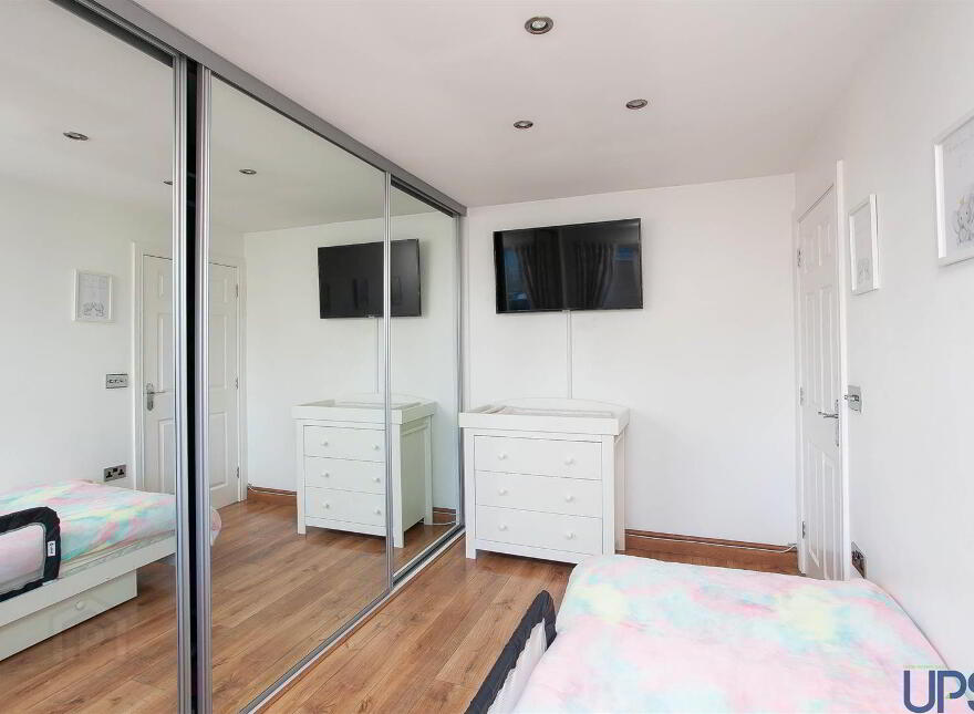 3 Mayfield Close, Blacks Road, Belfast, BT10 0QS