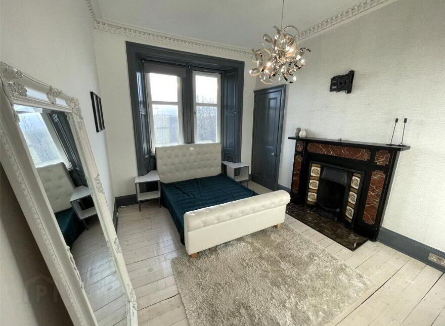 8 King's Road, Edinburgh, EH15 1EA