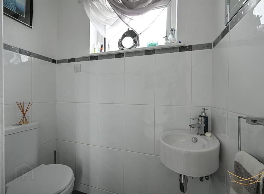 71 Ballyduff Road, Newtownabbey, BT36 6UT