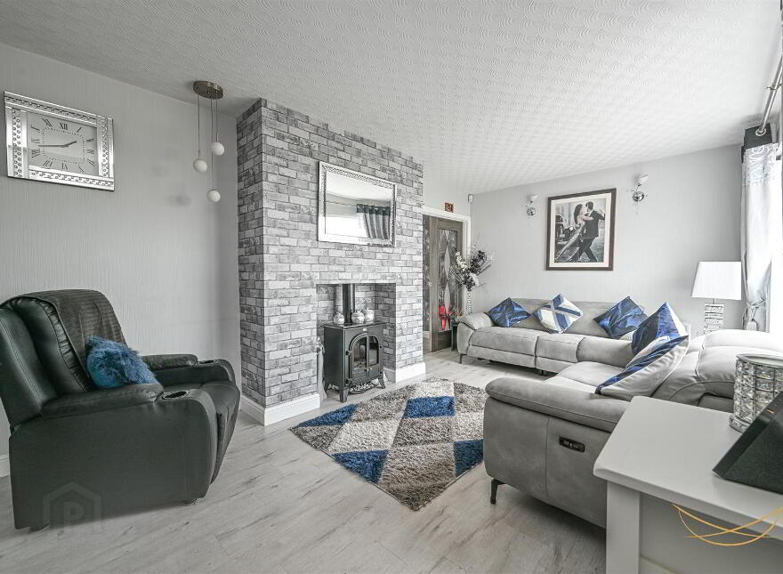 71 Ballyduff Road, Newtownabbey, BT36 6UT