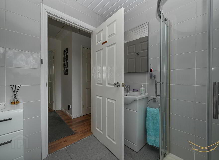 71 Ballyduff Road, Newtownabbey, BT36 6UT