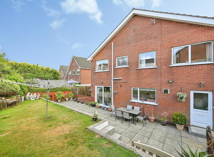 71 Ballyduff Road, Newtownabbey, BT36 6UT