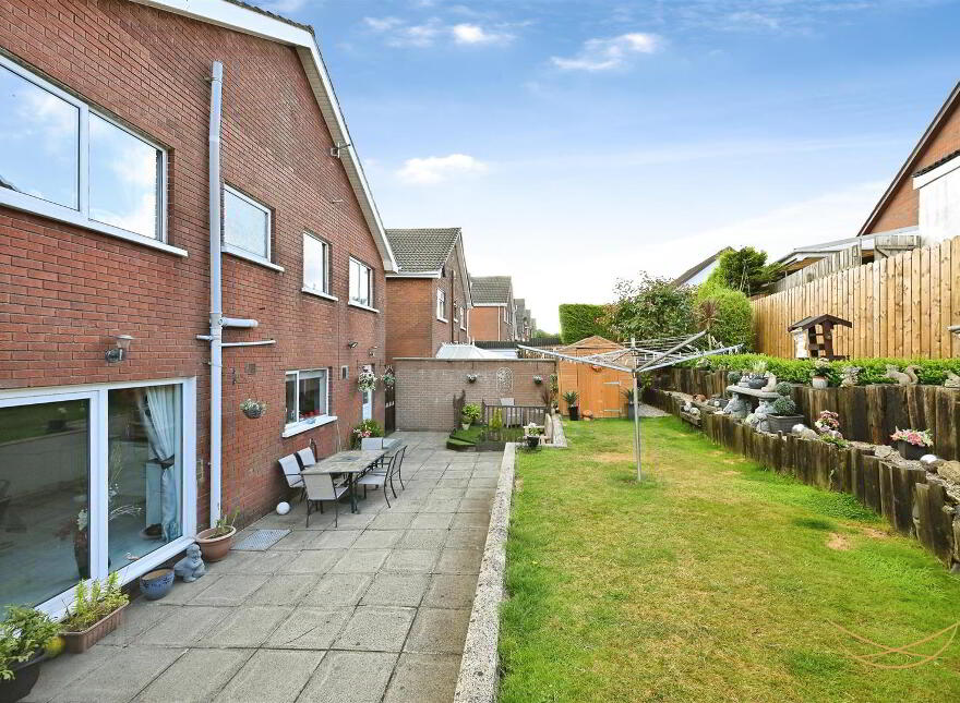71 Ballyduff Road, Newtownabbey, BT36 6UT