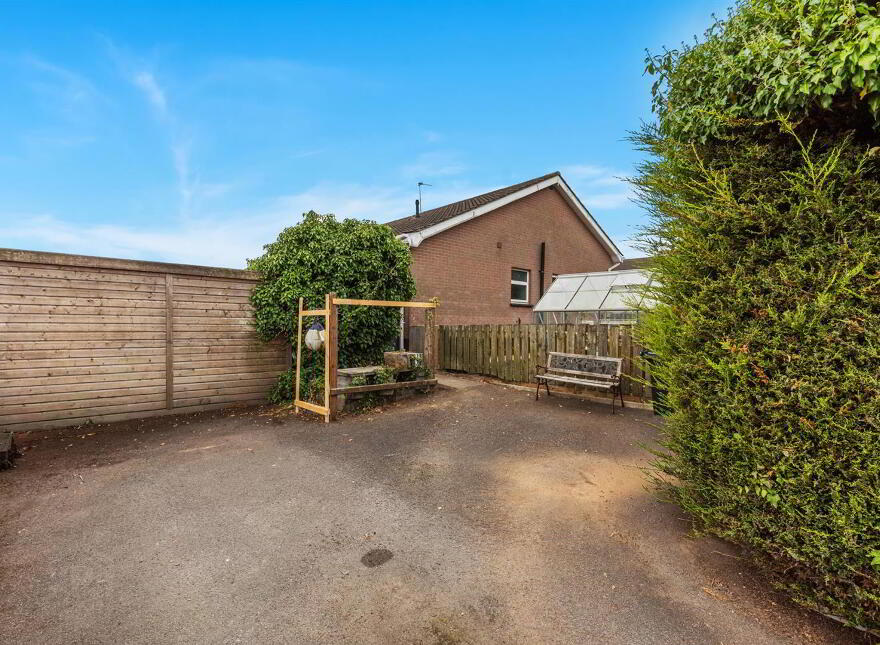42 Mandeville Avenue, Newtownards, BT23 8XA