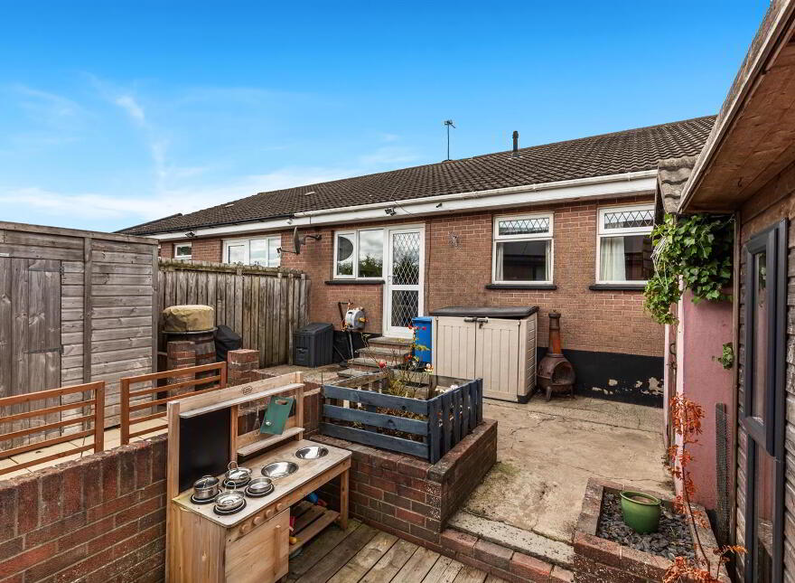 42 Mandeville Avenue, Newtownards, BT23 8XA