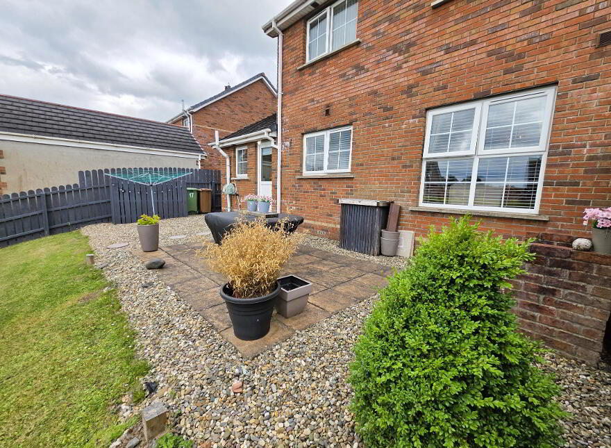 17 Cloverdale, Blackskull, Dromore, BT25 1GW