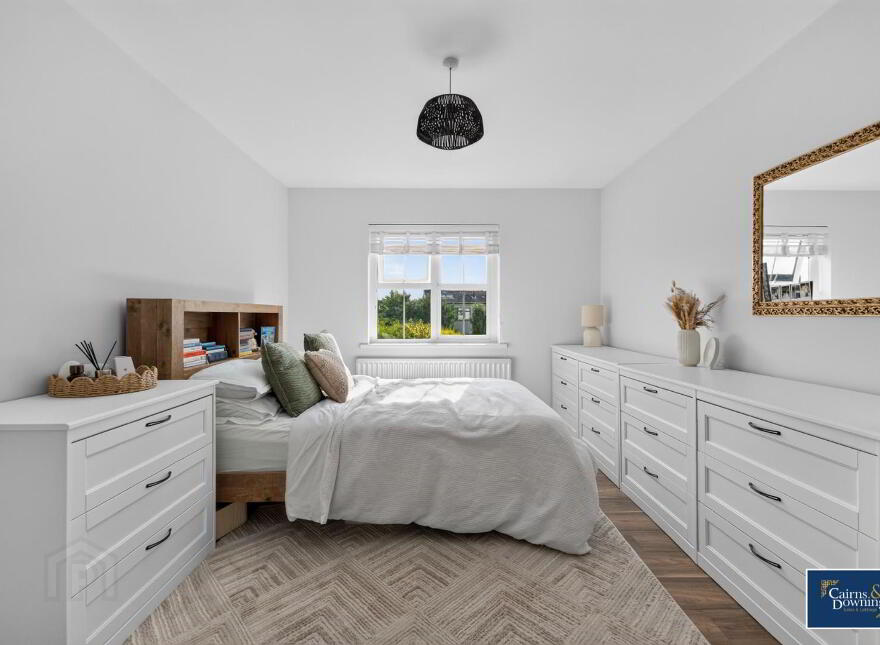 8 Chancellors Court, Dromore, BT25 1TU