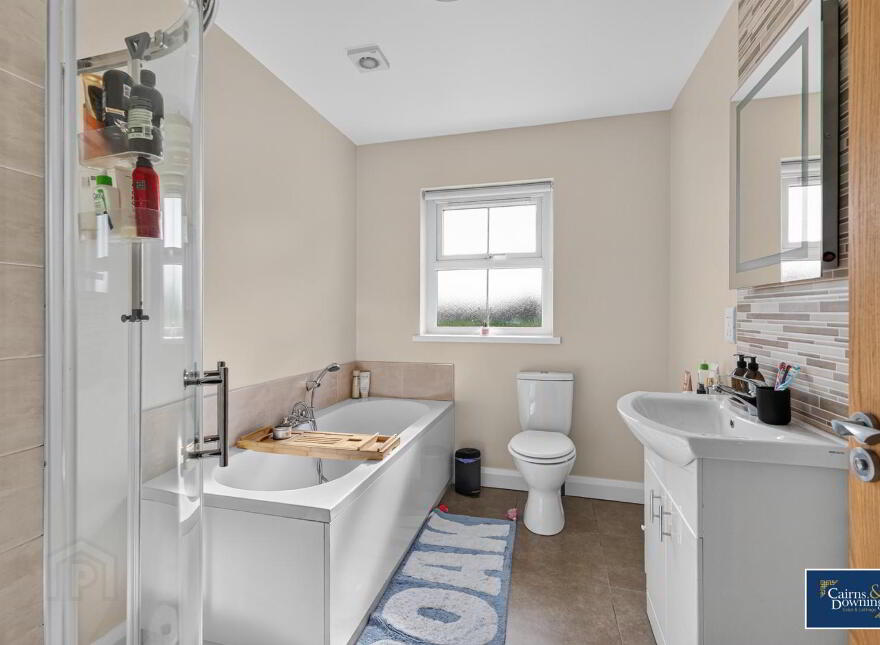 8 Chancellors Court, Dromore, BT25 1TU