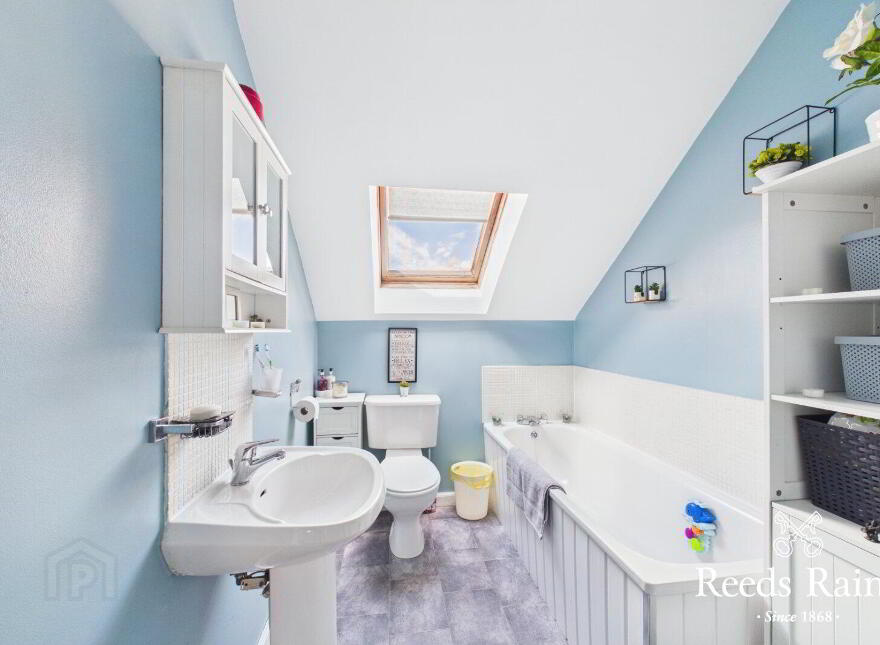 33 Loughview Village, Carrickfergus, BT38 7PD