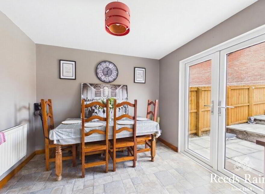 33 Loughview Village, Carrickfergus, BT38 7PD