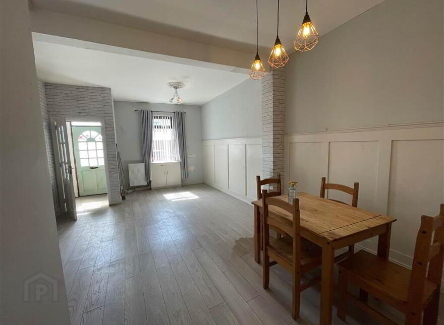 35 Springfield Avenue, Belfast, BT12 7BA