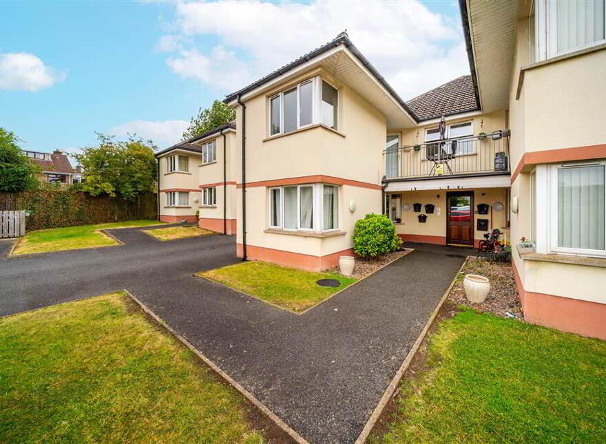 3 /14 St Quentin Avenue, Glengormley, Newtownabbey, BT36 6EN