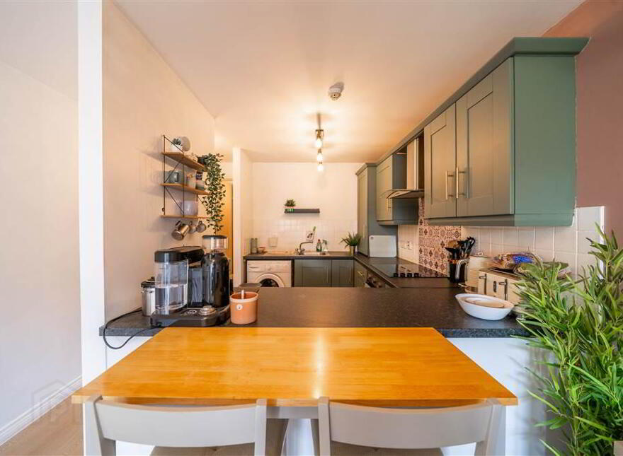 3 /14 St Quentin Avenue, Glengormley, Newtownabbey, BT36 6EN