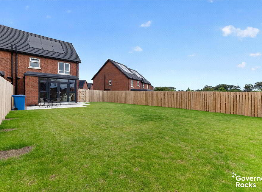 56 High Trees Walk, Donaghadee, BT21 0GW