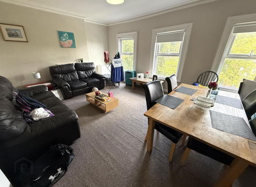 Apt 3, 73 Eglantine Avenue, Belfast, BT9 6EW