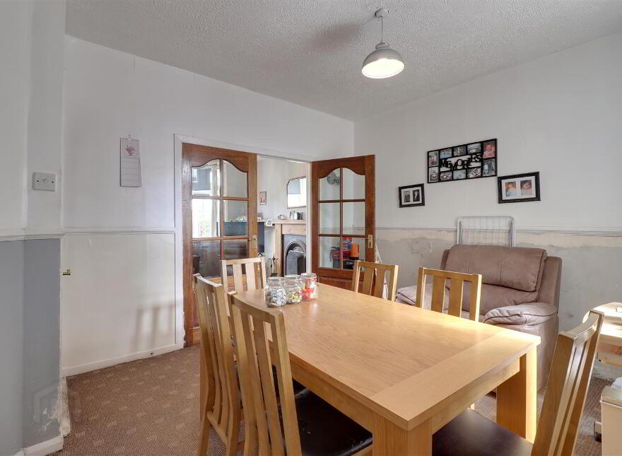 15 Portaferry Road, Newtownards, BT23 8NN