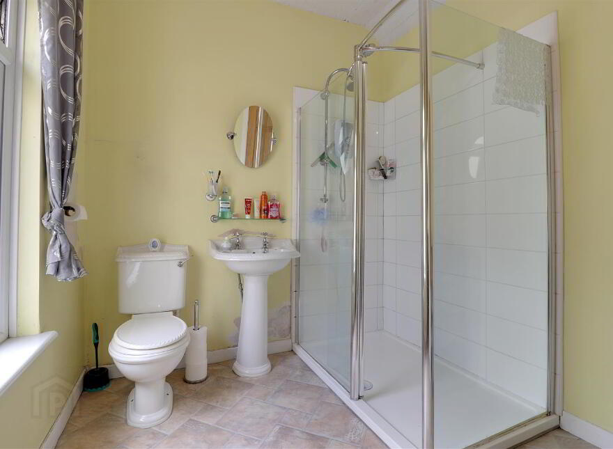 15 Portaferry Road, Newtownards, BT23 8NN
