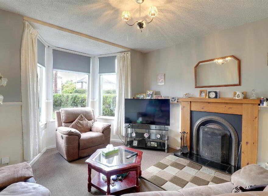 15 Portaferry Road, Newtownards, BT23 8NN