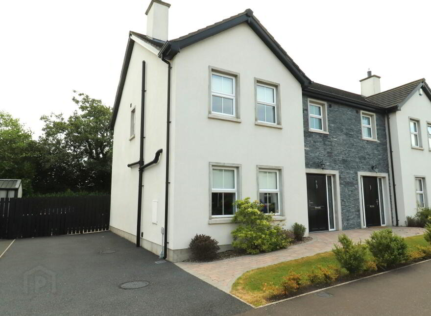8 Annaghmore Meadows, Coalisland, BT71 4UL