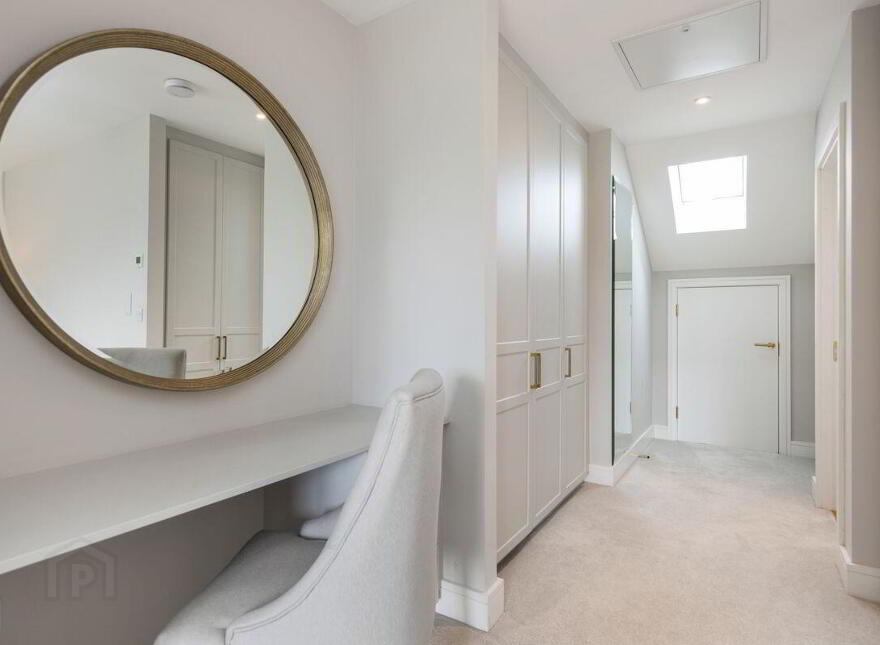 5 Suttonfield Paddocks, Kilternan, Carrickmines, Carrickmines, D18YW7Y