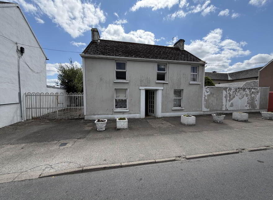 Main Street, Ross, V94HW37