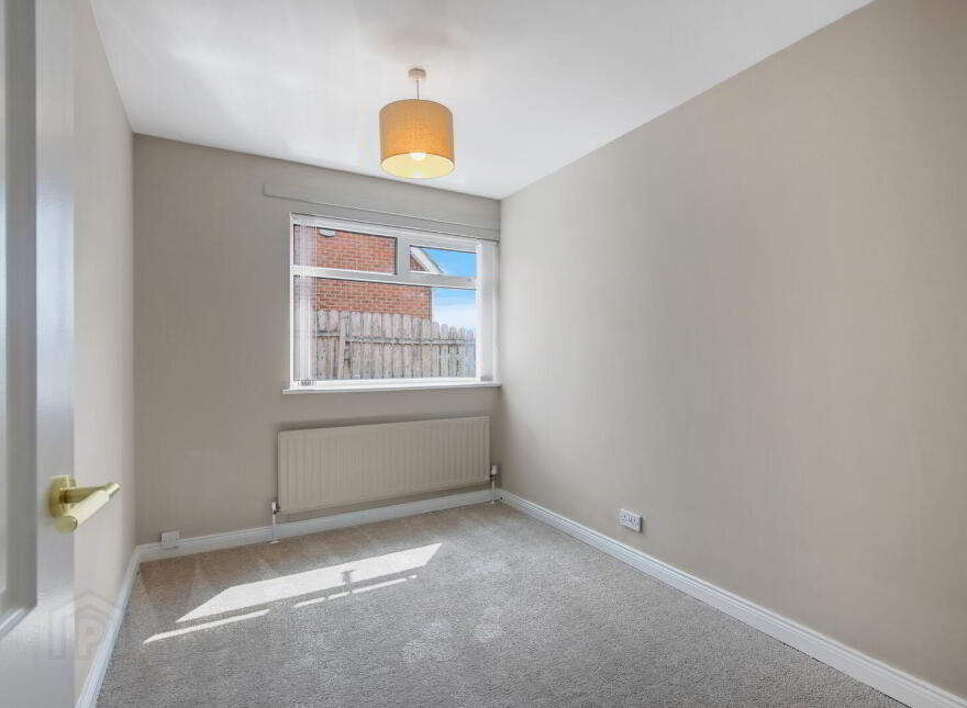 33 Glenford Road, Newtownards, BT23 4AU