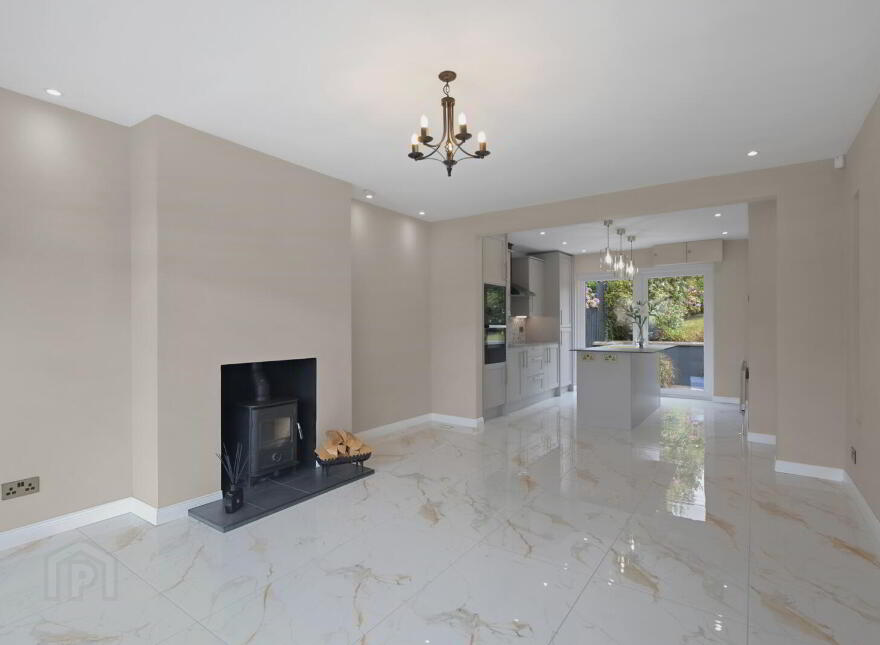 33 Glenford Road, Newtownards, BT23 4AU