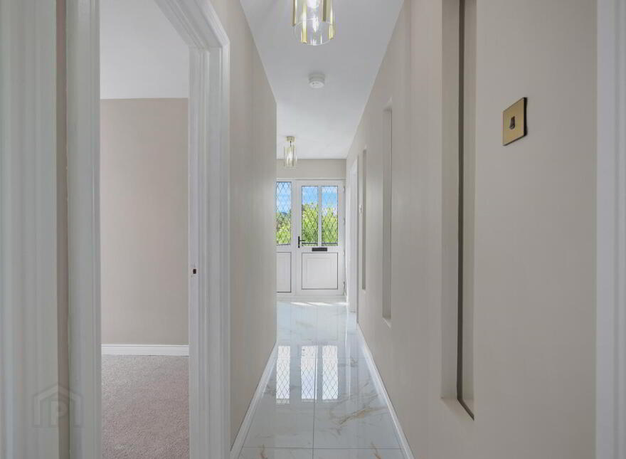 33 Glenford Road, Newtownards, BT23 4AU