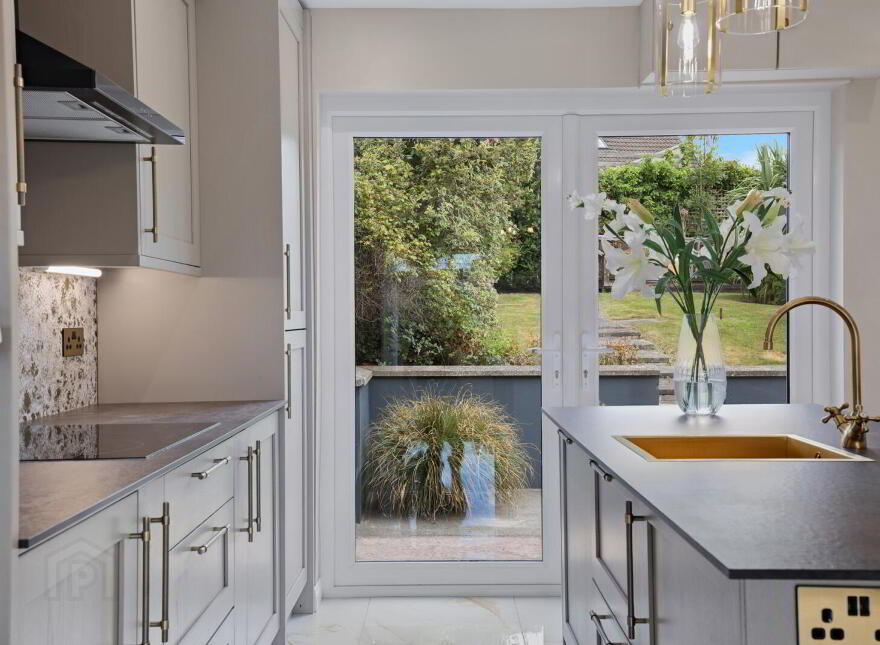 33 Glenford Road, Newtownards, BT23 4AU