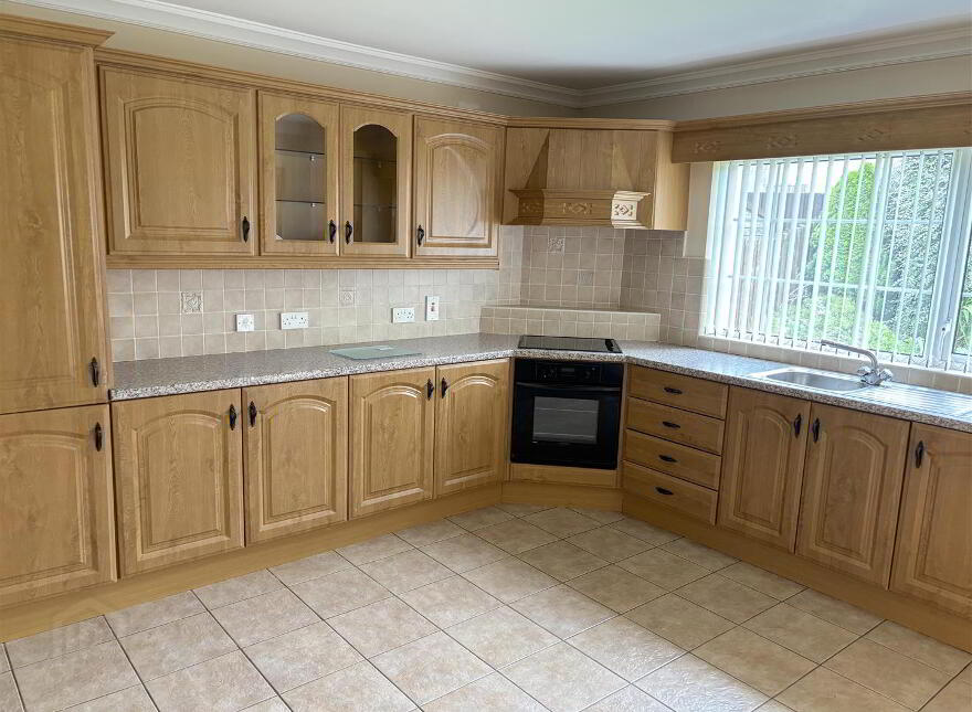 10 Ashford Park, Feeny, BT47 4SY