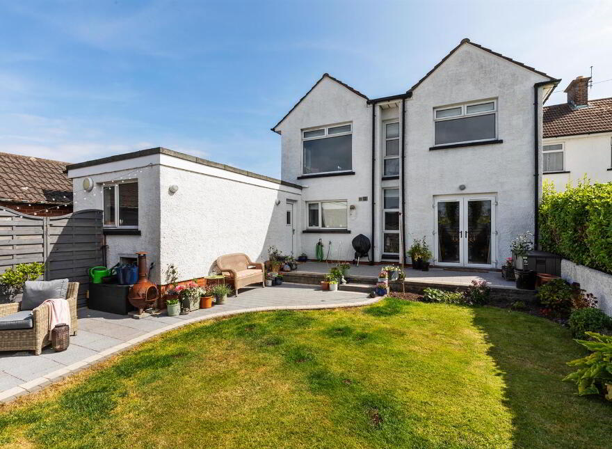 16 Generals Walk, Donaghadee, BT21 0HT