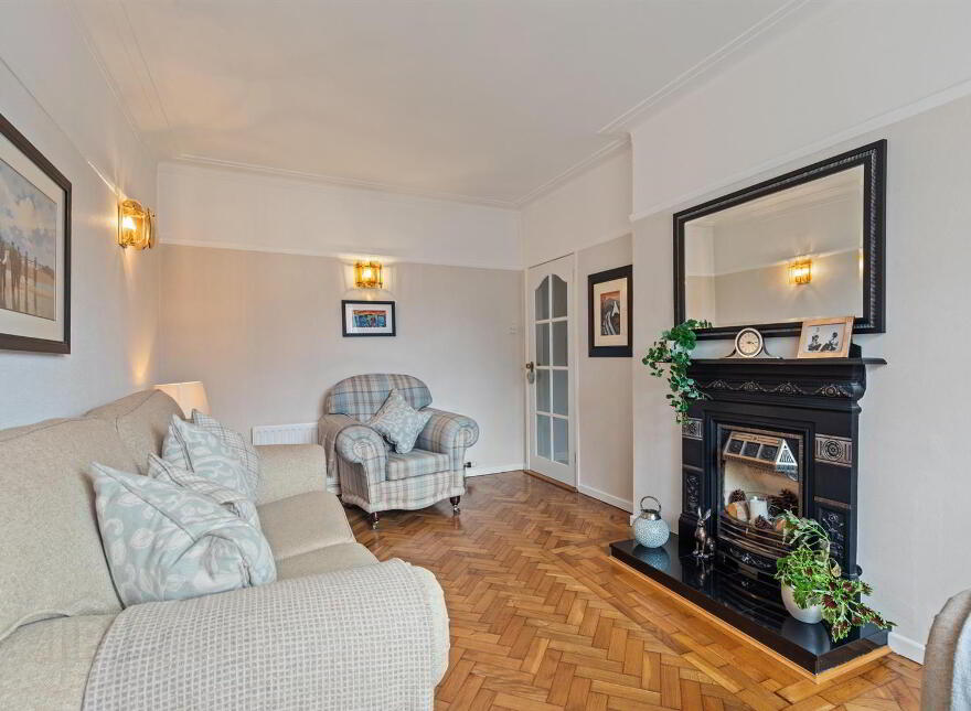 16 Generals Walk, Donaghadee, BT21 0HT