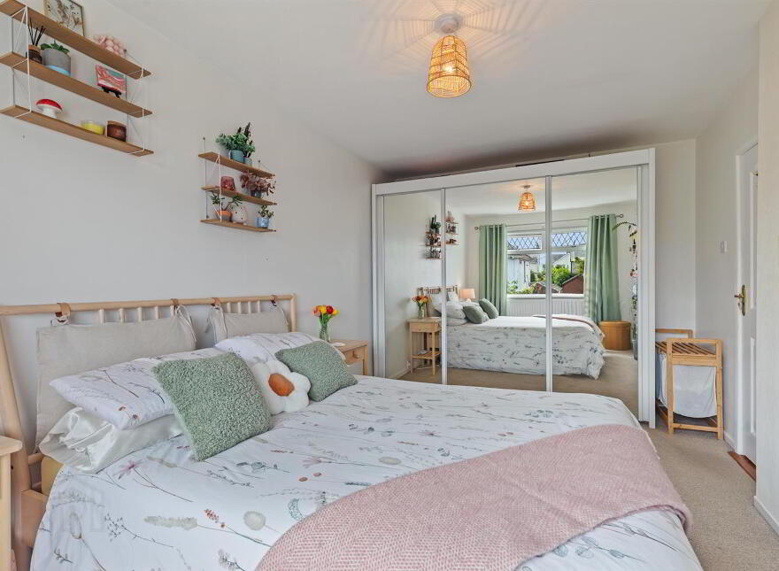 16 Generals Walk, Donaghadee, BT21 0HT