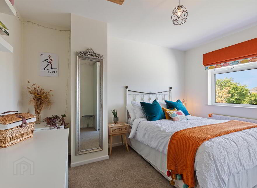 16 Generals Walk, Donaghadee, BT21 0HT