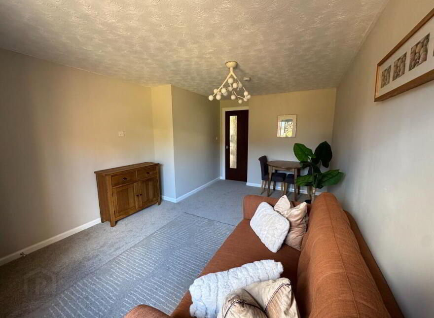 34 Kilmaurs Road, Newington, Edinburgh, EH16 5DP