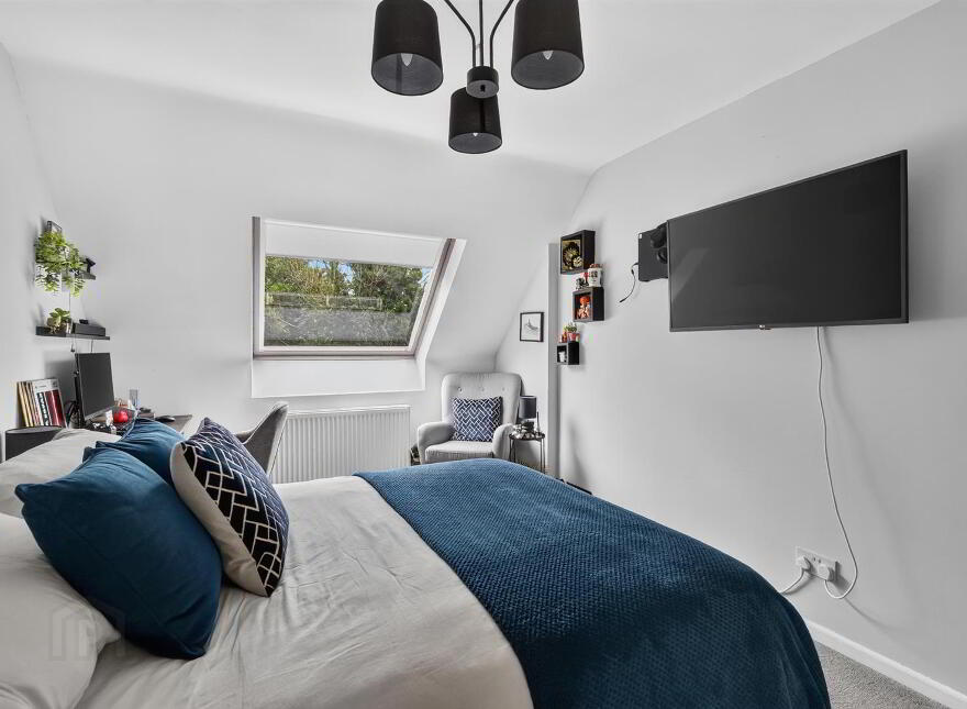 13 Lakeside Drive, Belfast, BT10 0NU