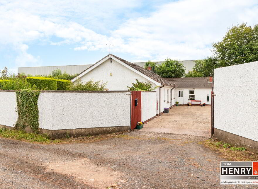 40 Farlough Road, Dungannon, BT71 4DU