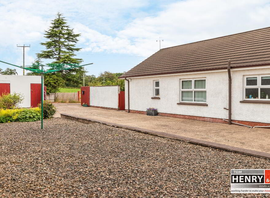40 Farlough Road, Dungannon, BT71 4DU
