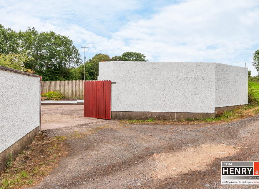 40 Farlough Road, Dungannon, BT71 4DU
