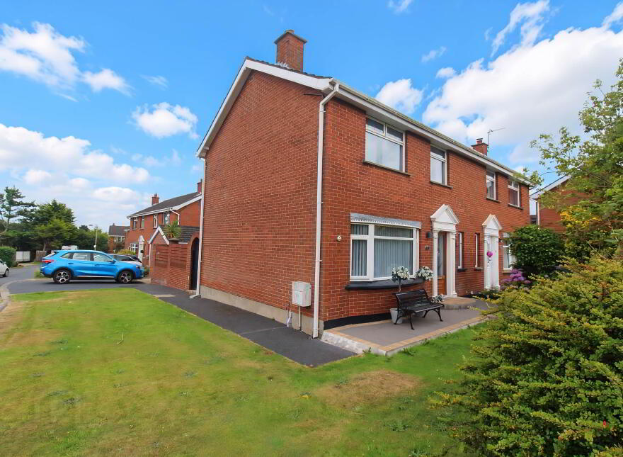 1 Cloverhill Avenue, Bangor, BT19 6HB