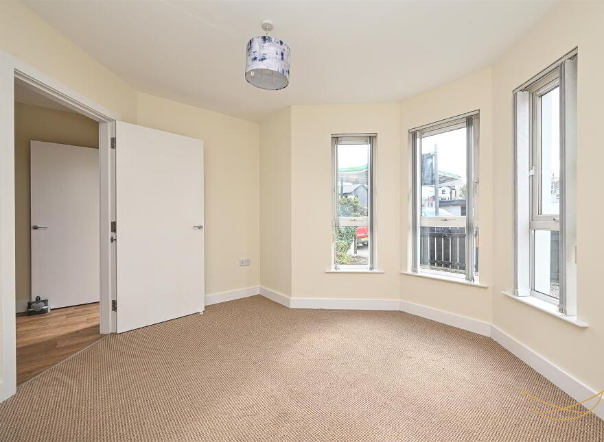 10 Greenburn River Mews, Ballynure Road, Ballyclare, BT39 9AG